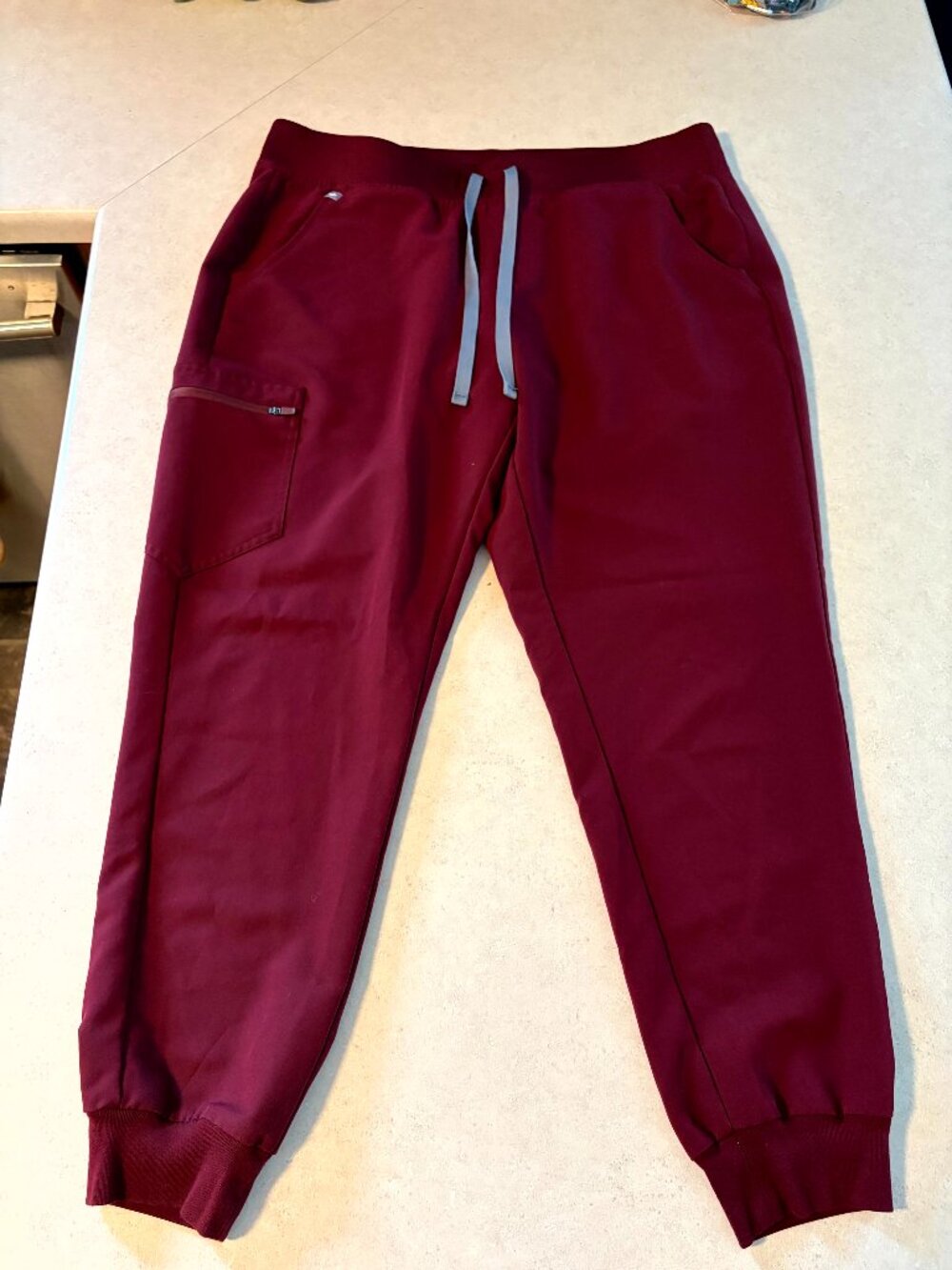 FIGS Technical Collection Drawstring Burgundy Red Jogger Scrub Pants Women's XL
